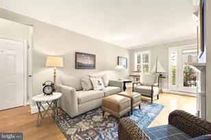 1115 N Pitt St, Alexandria, VA 22314 - Photo 1