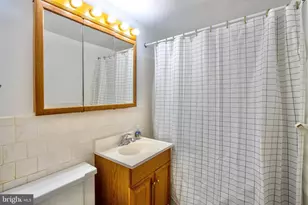 4600 Duke St, Alexandria, VA 22304 - Photo 11