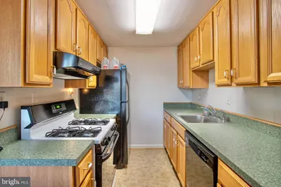 4600 Duke Street #408, Alexandria, VA 22304 - Photo 15
