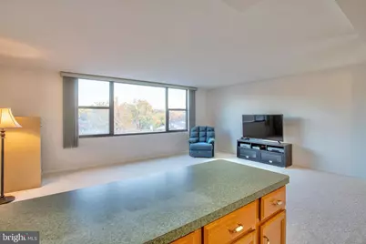 4600 Duke Street #408, Alexandria, VA 22304 - Photo 7