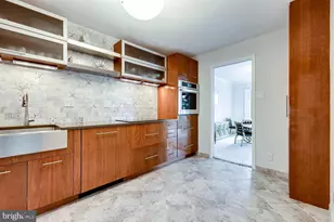 307 Yoakum Pkwy, Alexandria, VA 22304 - Photo 1