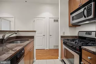 309 Holland, Alexandria, VA 22314 - Photo 9