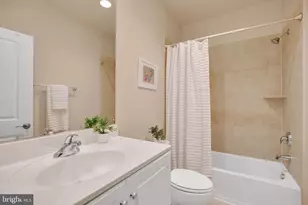 714 Bracey Ln, Alexandria, VA 22314 - Photo 37