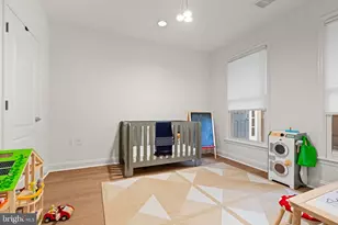 1115 Cameron, Alexandria, VA 22314 - Photo 17