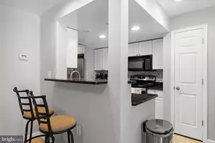 228 Stevenson Square, Alexandria, VA 22304 - Photo 9