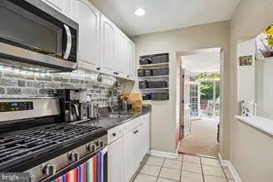 327 Ashby St, Alexandria, VA 22305 - Photo 5