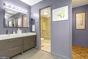 309 Yoakum Pkwy, Alexandria, VA 22304 - Photo 23