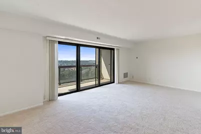 203 Yoakum Parkway #1116, Alexandria, VA 22304 - Photo 9