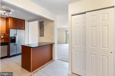 203 Yoakum Parkway #1116, Alexandria, VA 22304 - Photo 5