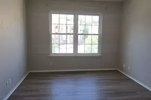 3306 Wyndham Cir, Alexandria, VA 22302 - Photo 13