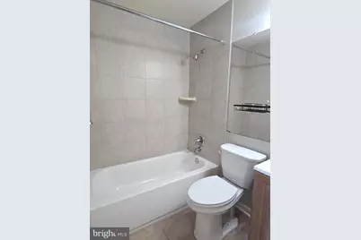 3306 Wyndham Circle #328, Alexandria, VA 22302 - Photo 17