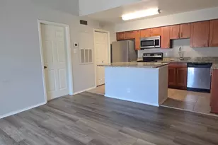 3306 Wyndham Cir, Alexandria, VA 22302 - Photo 3