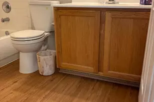 952 Harrison Cir, Alexandria, VA 22304 - Photo 3