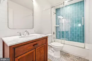 2123 N Earley St, Alexandria, VA 22302 - Photo 5