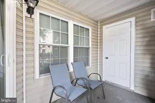 3311 Wyndham Cir, Alexandria, VA 22302 - Photo 23