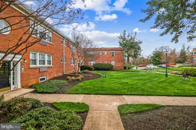 1812 W Abingdon Drive #202, Alexandria, VA 22314 - Photo 17