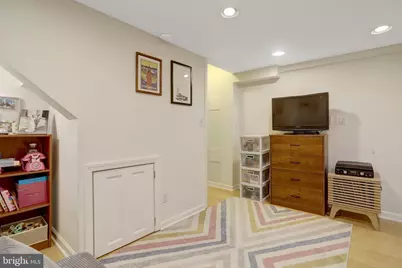 245 Buchanan Street, Alexandria, VA 22314 - Photo 25