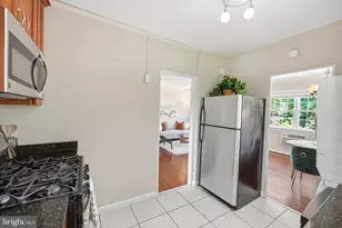 3430 Martha Custis Dr, Alexandria, VA 22302 - Photo 15