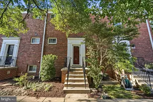 3430 Martha Custis Dr, Alexandria, VA 22302 - Photo 1
