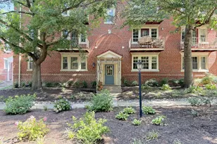 1407 E Abingdon Dr, Alexandria, VA 22314 - Photo 1