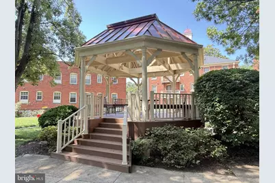 1407 E Abingdon Drive #4, Alexandria, VA 22314 - Photo 27