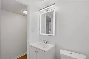 3330 S 28th St, Alexandria, VA 22302 - Photo 17