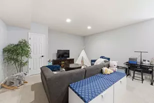 705 N Ashton St, Alexandria, VA 22312 - Photo 55