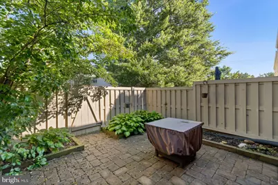 2512 N Dearing Street N, Alexandria, VA 22302 - Photo 31