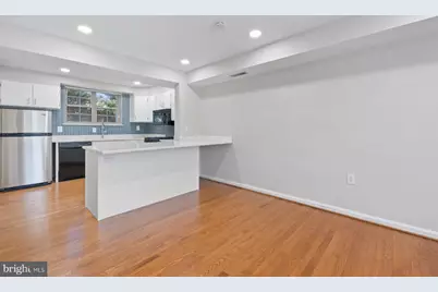2512 N Dearing Street N, Alexandria, VA 22302 - Photo 7