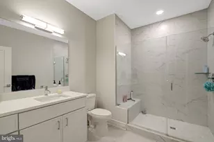 635 Slaters Ln, Alexandria, VA 22314 - Photo 39