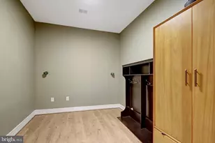 635 Slaters Ln, Alexandria, VA 22314 - Photo 31