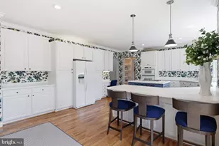 304 Charles Alexander Ct, Alexandria, VA 22301 - Photo 25