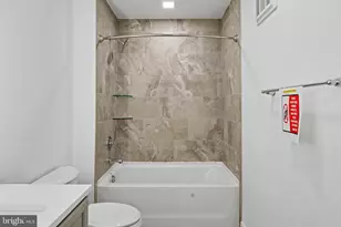 701 N Henry St, Alexandria, VA 22314 - Photo 27