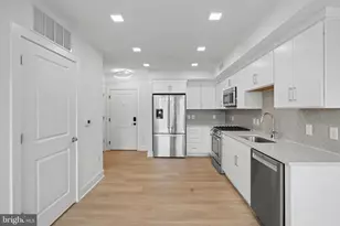 701 N Henry St, Alexandria, VA 22314 - Photo 29