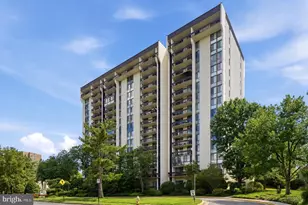 5300 Holmes Run Pkwy, Alexandria, VA 22304 - Photo 1