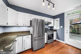 525 N Patrick St, Alexandria, VA 22314 - Photo 17