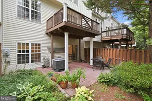 4639 Lambert Dr, Alexandria, VA 22311 - Photo 5