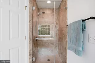 4639 Lambert Dr, Alexandria, VA 22311 - Photo 19