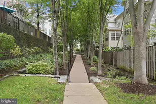 4639 Lambert Dr, Alexandria, VA 22311 - Photo 39