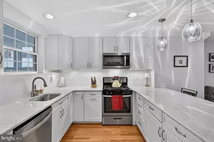 1217 Colonial Ave, Alexandria, VA 22314 - Photo 11