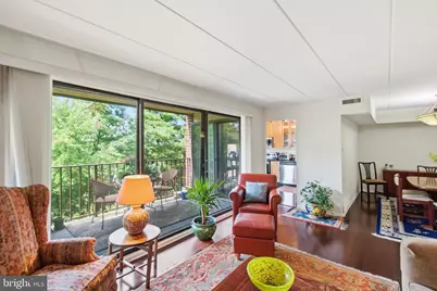 106 Roberts Lane #201, Alexandria, VA 22314 - Photo 3