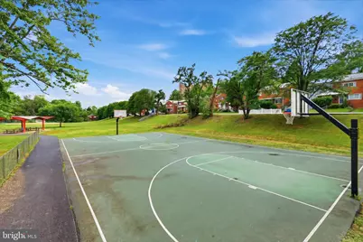 48 W Taylor Run Parkway, Alexandria, VA 22314 - Photo 27