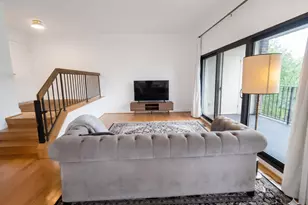 110 Roberts Ln, Alexandria, VA 22314 - Photo 5