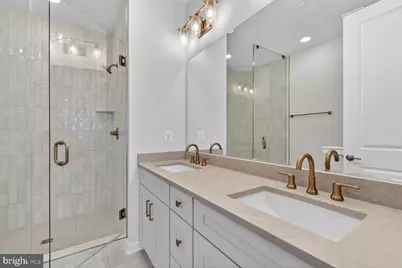 4973 Lachlan Mews, Alexandria, VA 22304 - Photo 11