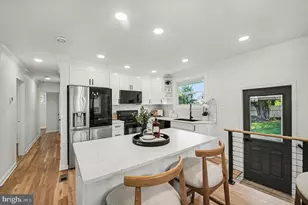 2217 N Earley St, Alexandria, VA 22302 - Photo 9