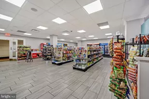 205 Yoakum Pkwy, Alexandria, VA 22304 - Photo 37