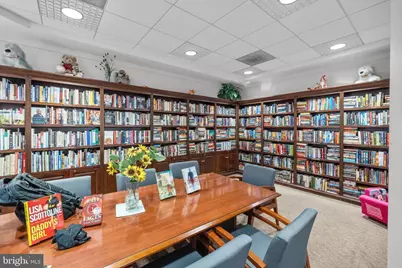 205 Yoakum Parkway #915, Alexandria, VA 22304 - Photo 35