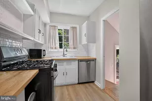 1557 Mt Eagle Pl, Alexandria, VA 22302 - Photo 17