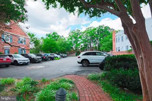 649 S Columbus St, Alexandria, VA 22314 - Photo 61