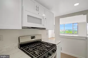 4600 Duke St, Alexandria, VA 22304 - Photo 17
